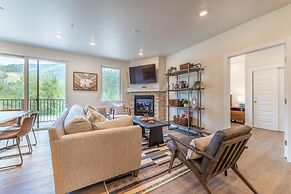 Clearwater Lofts Building 3 by Summit County Mountain Retreats