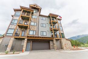 Clearwater Lofts Building 3 by Summit County Mountain Retreats