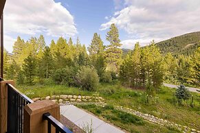 Clearwater Lofts Building 3 by Summit County Mountain Retreats