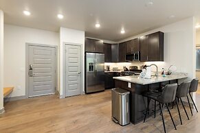 Clearwater Lofts Building 3 by Summit County Mountain Retreats