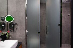 Al Khoory Sky Garden Hotel