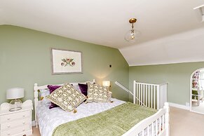 3 Canalside Cottages