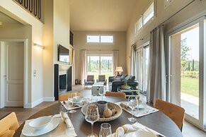 Villa Benedetto by Mmega