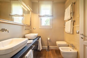 Villa Benedetto by Mmega