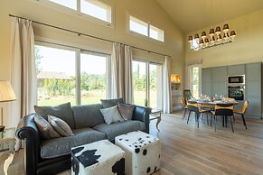 Villa Benedetto by Mmega