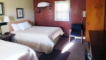Indianhead Ironwood Motel