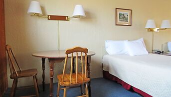Indianhead Ironwood Motel