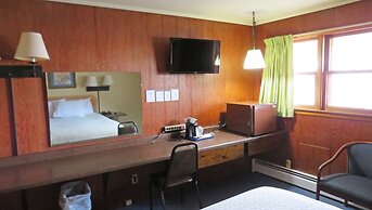 Indianhead Ironwood Motel