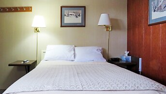 Indianhead Ironwood Motel