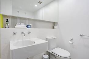 Coast 21 - 3 bedroom poolside apartment