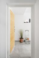 Mr. Agrippa - By TLV2GO