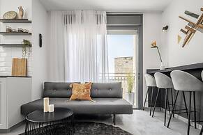 Mr. Agrippa - By TLV2GO