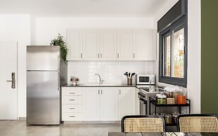 Mr. Agrippa - By TLV2GO