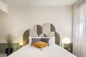 Mr. Agrippa - By TLV2GO