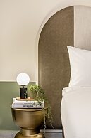 Mr. Agrippa - By TLV2GO