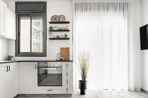 Mr. Agrippa - By TLV2GO