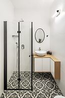 Mr. Agrippa - By TLV2GO