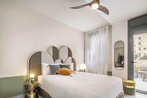 Mr. Agrippa - By TLV2GO