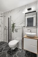 Mr. Agrippa - By TLV2GO