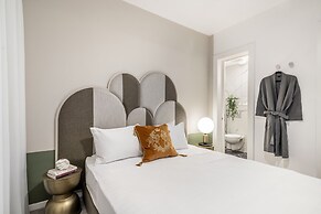 Mr. Agrippa - By TLV2GO