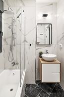 Mr. Agrippa - By TLV2GO