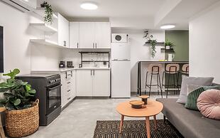 Mr. Agrippa - By TLV2GO