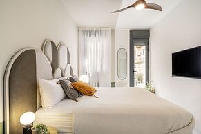 Mr. Agrippa - By TLV2GO