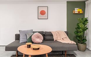 Mr. Agrippa - By TLV2GO