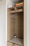 Buckle Street Studios by Locke, Aldgate