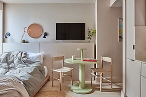 Buckle Street Studios by Locke, Aldgate