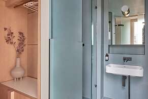 Buckle Street Studios by Locke, Aldgate