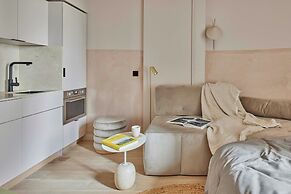 Buckle Street Studios by Locke, Aldgate