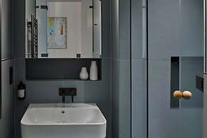 Buckle Street Studios by Locke, Aldgate