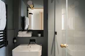 Buckle Street Studios by Locke, Aldgate