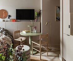 Buckle Street Studios by Locke, Aldgate