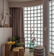 Buckle Street Studios by Locke, Aldgate