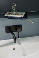 Buckle Street Studios by Locke, Aldgate