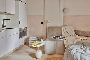 Buckle Street Studios by Locke, Aldgate