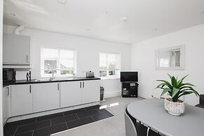 NEW 2BD Pontact Flat in the Heart of Didcot