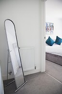 NEW 2BD Pontact Flat in the Heart of Didcot