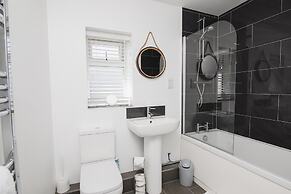 NEW 2BD Pontact Flat in the Heart of Didcot