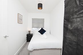 NEW 2BD Pontact Flat in the Heart of Didcot