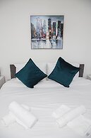 NEW 2BD Pontact Flat in the Heart of Didcot