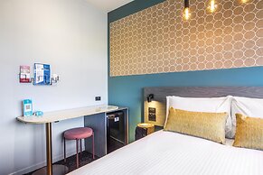Royal Hotel by Nightcap Social