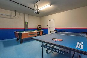 Windsor Island - 7 Bedrooms w/ Pool - 4403WI 7 Home by RedAwning