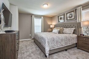 Windsor Island - 7 Bedrooms w/ Pool - 4403WI 7 Home by RedAwning