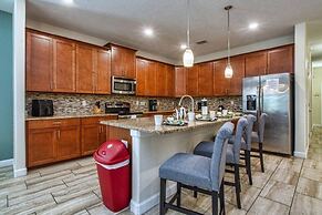 Solterra - 6 Bedrooms House w/pool-7033SR 6 Home by RedAwning