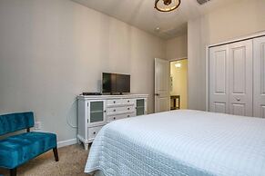 Solterra - 6 Bedrooms House w/pool-7033SR 6 Home by RedAwning