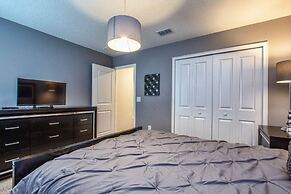 Solterra - 6 Bedrooms House w/pool-7033SR 6 Home by RedAwning