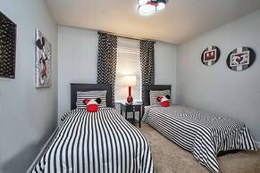 Solterra - 6 Bedrooms House w/pool-7033SR 6 Home by RedAwning